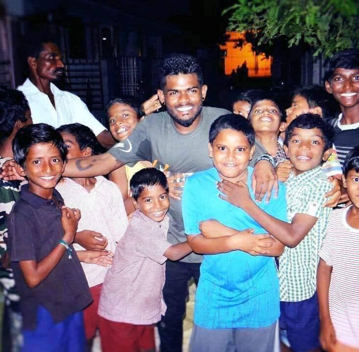 Simon with Children